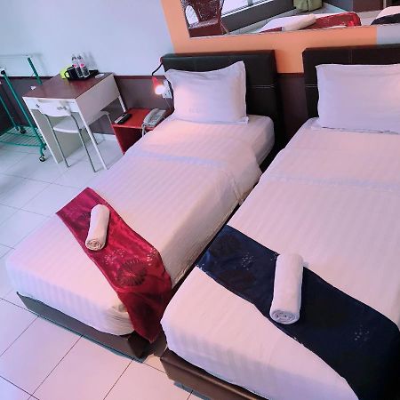 Langit Langi Hotel @ KLIA/KLIA2 Kampung Dengkil Eksteriør billede